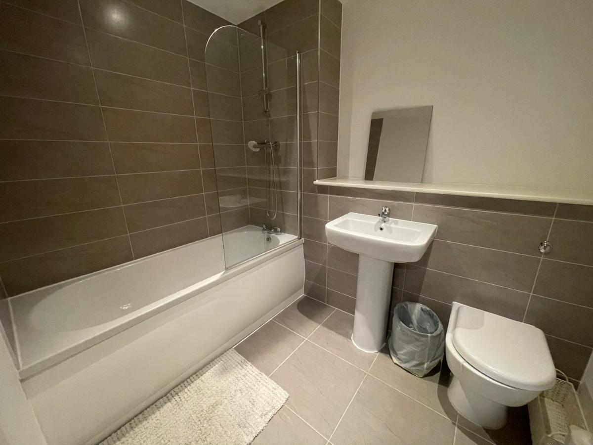 Apartment 1 Bedroom Sleeping 4 Guests *